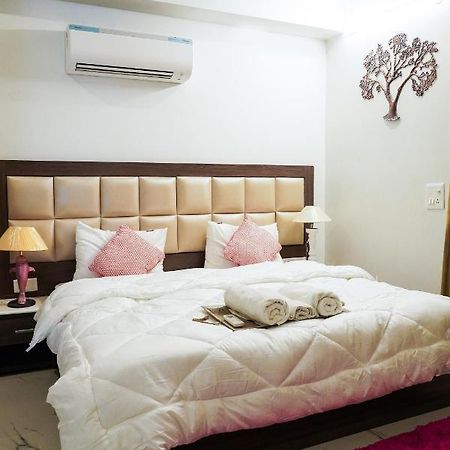 Lime Tree Service Apartment - Near Artemis Hospital ,גורגאון מראה חיצוני תמונה